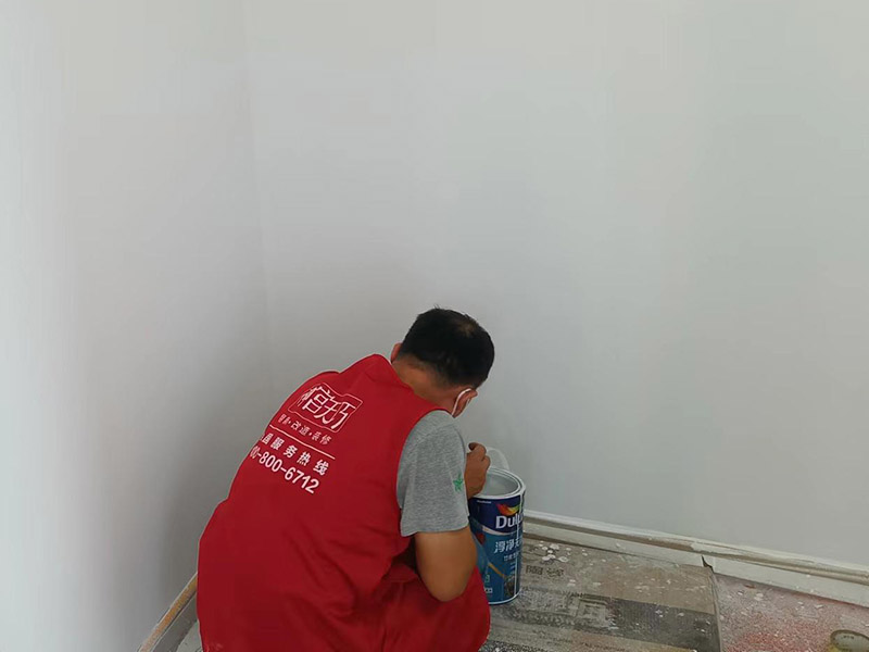 清水房簡(jiǎn)單裝修是自己動(dòng)手好，還是找裝修公司施工好？(圖4)