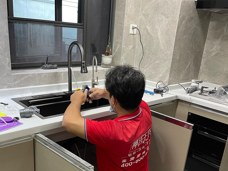 上海牡丹江路廚衛裝修清包 新房水管電路安裝 衛生間簡(jiǎn)單裝修