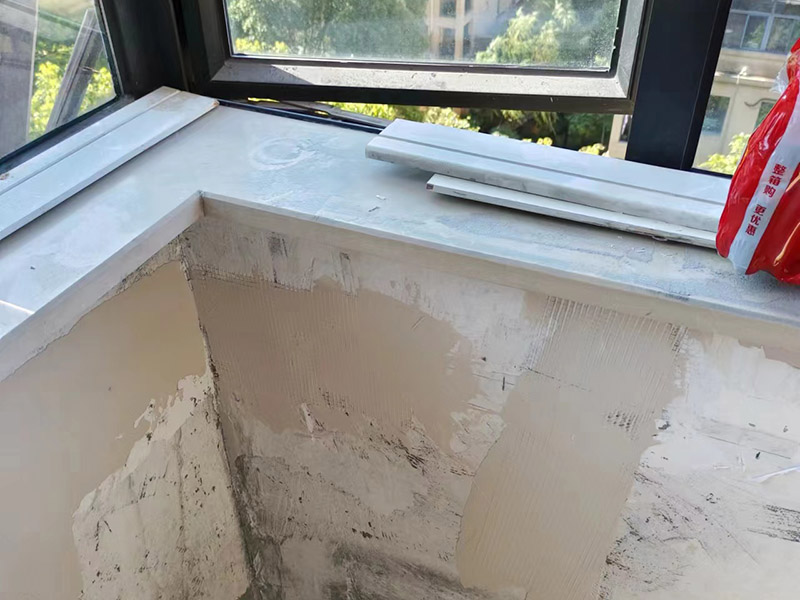 一樓墻面潮濕起皮脫落怎么處理？墻面為什么會(huì )起皮脫落？(圖2)