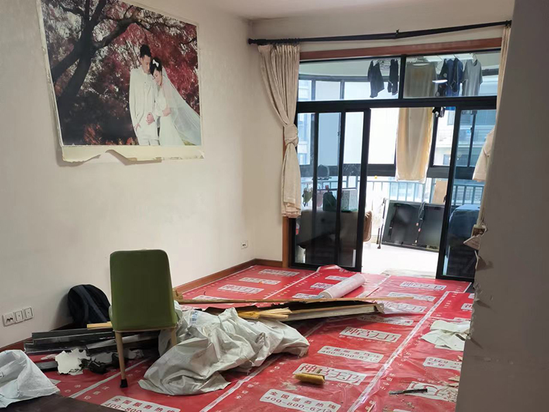 進(jìn)門(mén)玄關(guān)裝修效果圖，進(jìn)門(mén)讓人眼前一亮！(圖2)